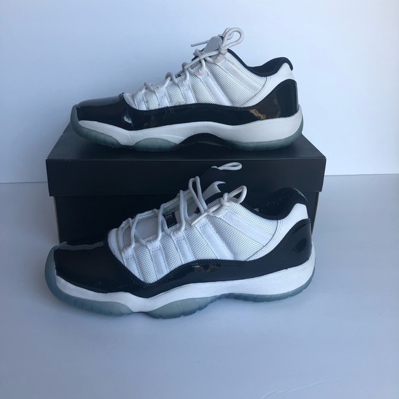 Jordan 11 Low Size 7Y concord (white/blue) - Picture 5 of 10